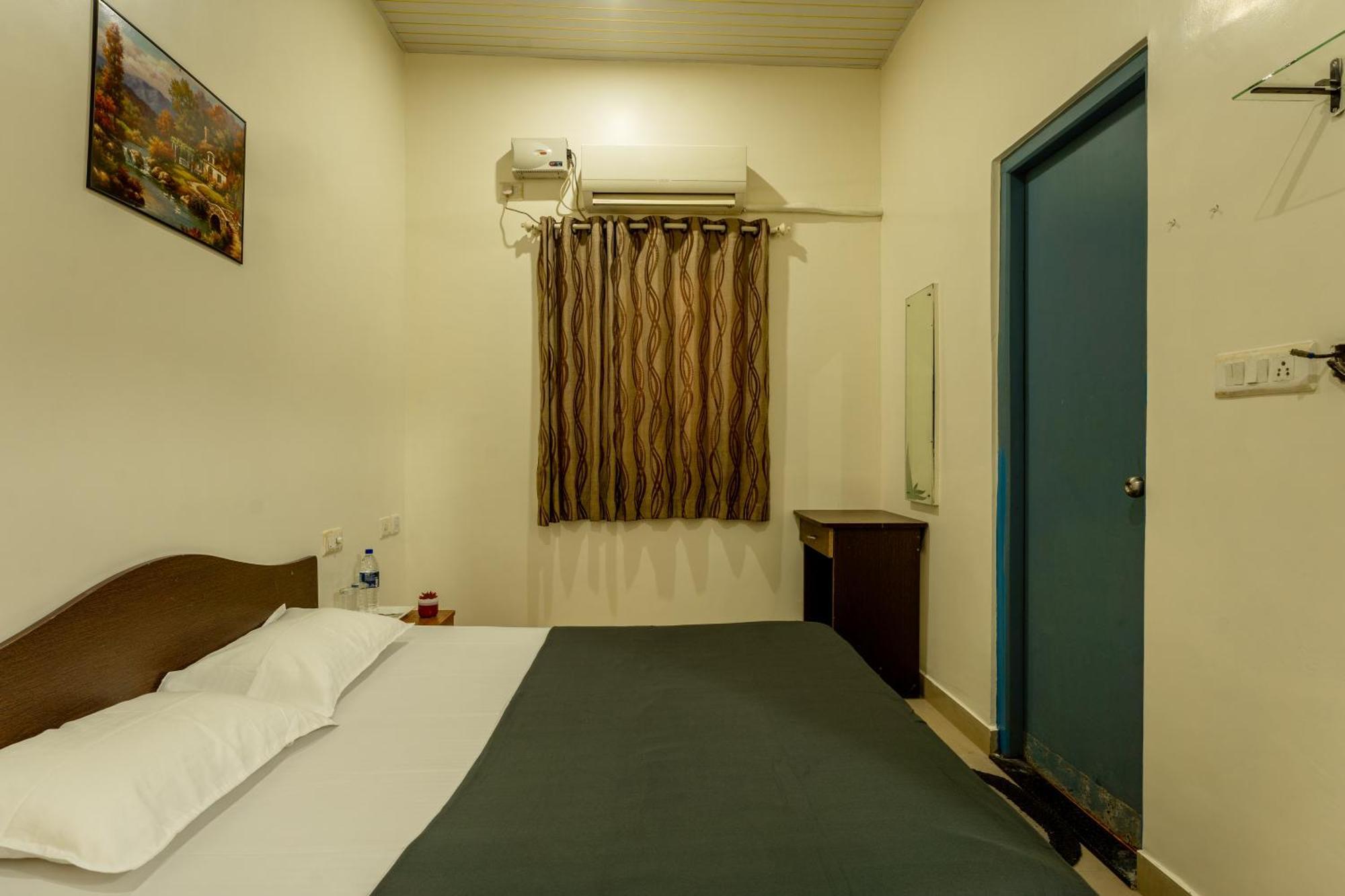 Gomes Pousada Guesthouse Старый Гоа Экстерьер фото